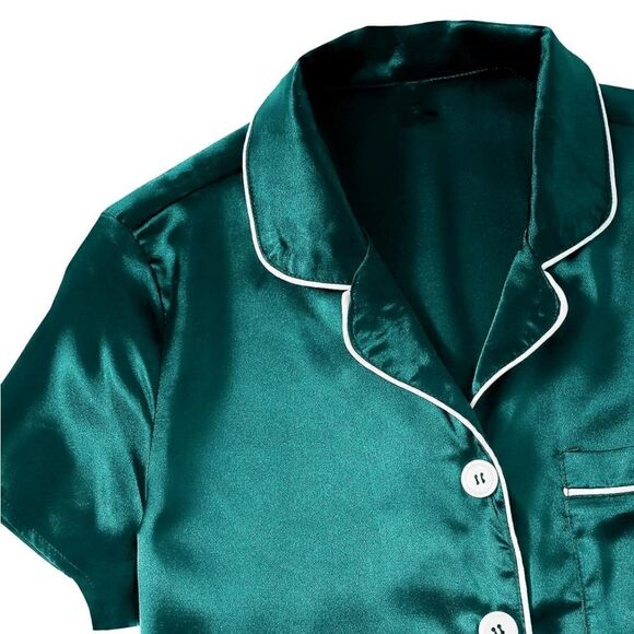 Luxury Matching PJ Set - Picture 3 of 5